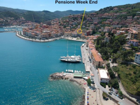 Hotel Week End